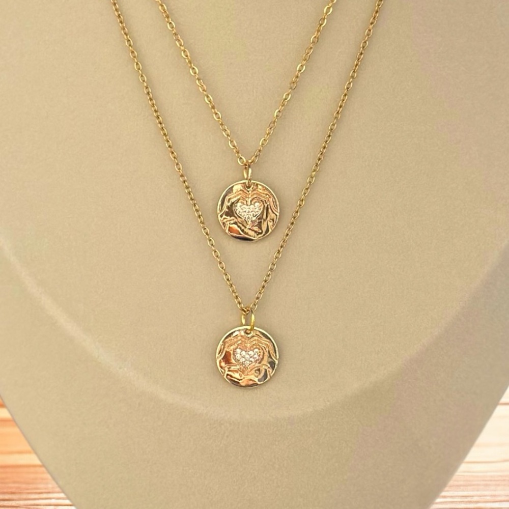 Taylor Swift Heart Hands Sign Fearless Eras Gold Necklace Pendant